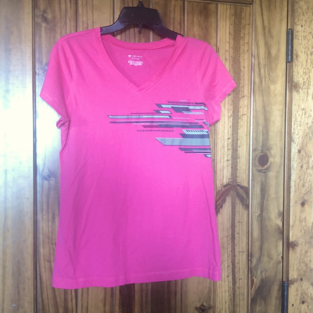 Tek Gear T-shirt. Like new condition!